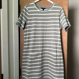 Like New Banana Republic Factory T-Shirt Dress
